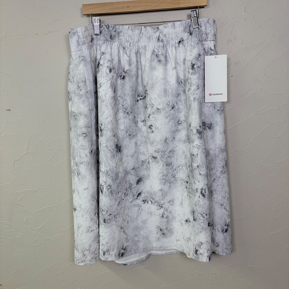 Lululemon Lightweight Pull-On Midi Skirt Womens 14 Marble Print Athletic Pockets